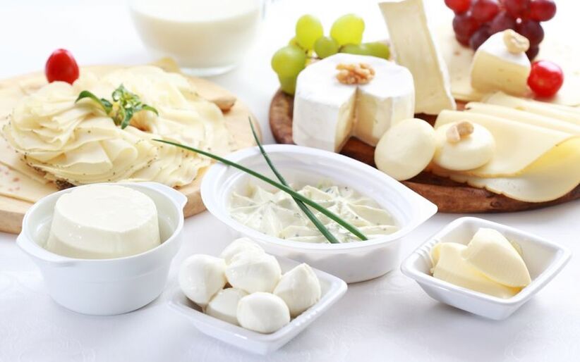 The fifth day of the 6-petal diet is devoted to the use of cottage cheese, yogurt and milk. 